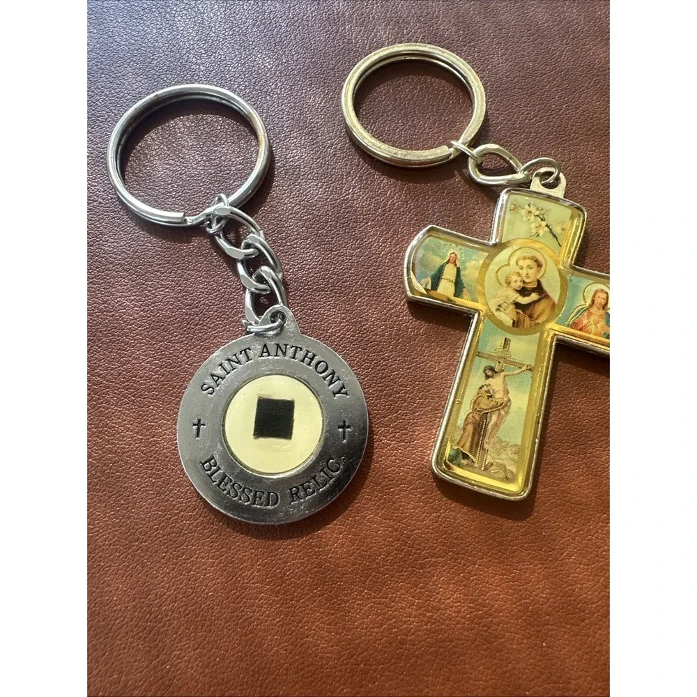 Saint Anthony Blessed Relic Keychain Religious‎ & Bonus St Anthony Keychain